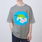 LalaHangeulの桜とメジロさん Oversized T-Shirt