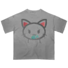 ヨープキャンが気になったの尻猫　かわいい Oversized T-Shirt