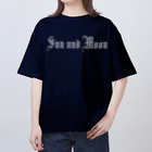 Senseの太陽と月 (Silver背面) Oversized T-Shirt