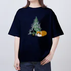 PERIDOTの香箱座りねこ(グリーンツリー) Oversized T-Shirt