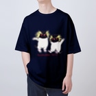 ヤママユ(ヤママユ・ペンギイナ)のふたごのイワトビペンギン(キタ) Oversized T-Shirt