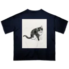 ネコノートショップ（neco-note shop）のバズ（保護猫シェルターQUEUE） オーバーサイズTシャツ