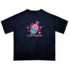 雁花工房（寄付アイテム販売中です）のLove The Earth Oversized T-Shirt