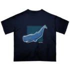 Kinkadesign うみのいきものカワイイShopのマッコウクジラの冒険 Oversized T-Shirt