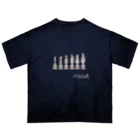 鬼鞍 ONIKURAのRabbit Chess line drawing　ホワイト オーバーサイズTシャツ