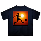 foot8のサッカー少年 オーバーサイズTシャツ