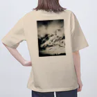 シルバートーンの空 Oversized T-Shirt