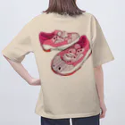 Sneakreamのストロベリーアイスクリームスニーカー オーバーサイズTシャツ