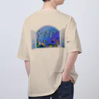 栗坊屋のパウダーブルーが泳ぐ海 Oversized T-Shirt