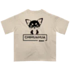 furebuhi　clubの白黒美犬、おすわりチワワ オーバーサイズTシャツ