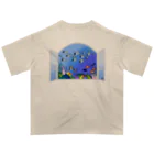 栗坊屋のパウダーブルーが泳ぐ海 オーバーサイズTシャツ