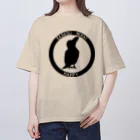 パート主婦しずかのオリジナルイラストグッズのカラス日記ロゴ入りシルエットハッピー Oversized T-Shirt