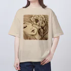 harupink🌸ペット似顔絵illustのsleeping beauty 眠り姫 Oversized T-Shirt