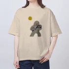 チイラボストアのplaying tennis dog オーバーサイズTシャツ