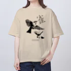 “すずめのおみせ” SUZURI店のスズメ×飛翔 Oversized T-Shirt