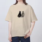 shokomumuの猫の尻尾に表れる 隠しきれない気持ち Oversized T-Shirt