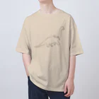 Owl and Potato Creationのブラキオサウルス 草食系 ジュラシックランチ Oversized T-Shirt