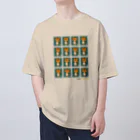 Quatre Illustrationのキャトル切手_オムツトラ4×4 オーバーサイズTシャツ