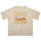 ときえだ みずきのクリームパンとねこ Oversized T-Shirt