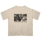 Innocent_DesignのInnocence in the Forest オーバーサイズTシャツ