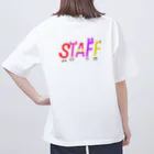 マスターと二人の見習い生のスタッフ専用グッズ オーバーサイズTシャツ