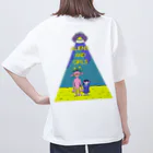 あきらんどの宇宙人と女の子 Oversized T-Shirt