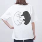 まるのねこみせの猫勾玉-にゃがたま- Oversized T-Shirt