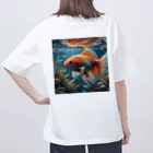 アートフル・メッセンジャーの金運招福金魚様 Oversized T-Shirt