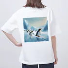 Toppogidaikonの競争するペンギン達 Oversized T-Shirt