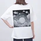 hydrangea-macrophyllaのEmbracing the cosmic journey within. Oversized T-Shirt