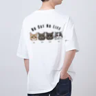 みきぞーん｜保護猫 ミッキー画伯と肉球とおともだちのcha & hide & yasu &sie Oversized T-Shirt