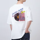 ダメうさリーモの桜舞い散るレコード Oversized T-Shirt