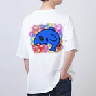 まぁるいせかいの漢字前の鮫くん オーバーサイズTシャツ