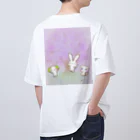 けあうさSHOPの春だ桜だバンザイ3匹けあうさ オーバーサイズTシャツ