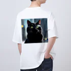 mknの貫禄のあるくろ猫 Oversized T-Shirt