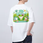 スタイリッシュベアーの春を感じるぷにぷにカエル Oversized T-Shirt