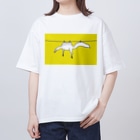 泥と暮らしのスピノサウルスの干し方（黄色） Oversized T-Shirt