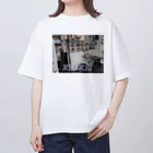 MitsuOのKYUKEI NEKO Oversized T-Shirt
