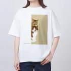 エダマメトイチのmontan 1 ベージュ Oversized T-Shirt