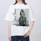 PALA's SHOP　cool、シュール、古風、和風、のThe Colossi of Memnon オーバーサイズTシャツ