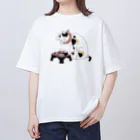 ねこ山うさぎの猫のご馳走🐱 Oversized T-Shirt