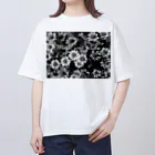 FILM CANERA FANのモノクロームの花 オーバーサイズTシャツ