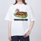 ヤラレウサギのお花畑のタコヤキウサギ Oversized T-Shirt