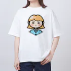 子ヤギさんの上目遣いちゃん Oversized T-Shirt