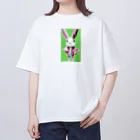 htomitaのレトロなウサギ Oversized T-Shirt