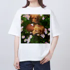 あとりえkittenのダックスのマロンとカプチーノと花畑 Oversized T-Shirt