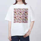 Katsukin Takamura | フェルトミニチュアアートドールのホワイトデーチョコレートパーティー Oversized T-Shirt