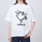 どうぶつ創作隊のバレエしてそうなニワトリ Oversized T-Shirt