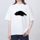 まつり猫ショップの無気力な黒猫① Oversized T-Shirt