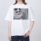 mameomameの悲壮感あふれるおまめ Oversized T-Shirt